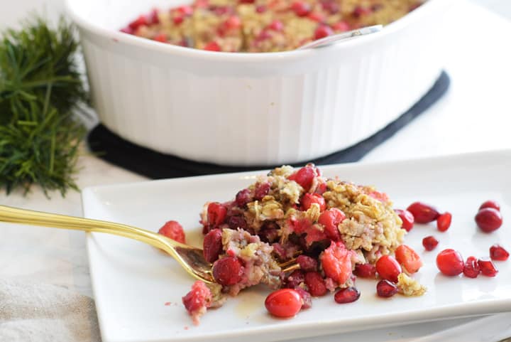Baked Pomegranate Oatmeal with Cranberries