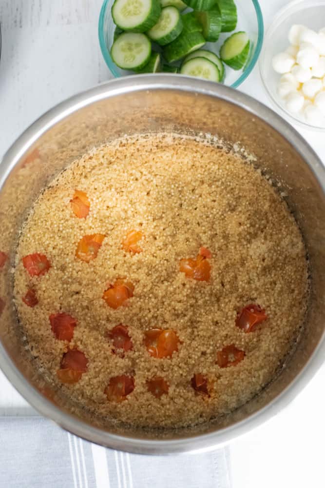 cooked quinoa in instant pot