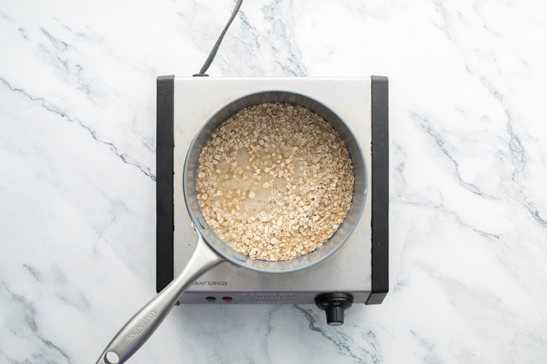 Cooking savory oats on the stove
