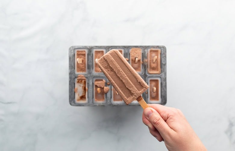 Creamy chocolate popsicles after freezing