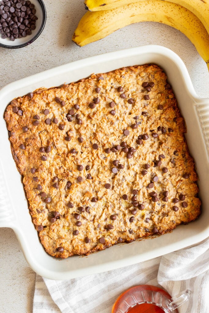 Baked banana chocolate chip oatmeal bars
